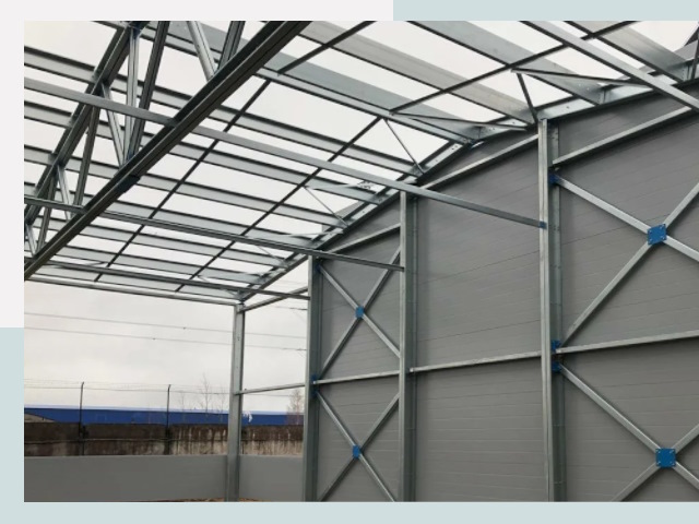 Каркасные ангары от СтальСтрой-Брз по цене от 618 руб.